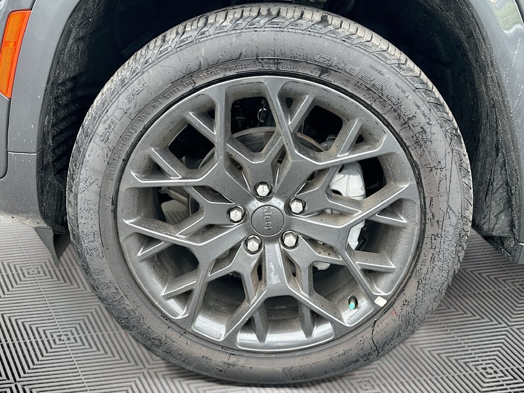 New 2025 Jeep Grand Cherokee Summit AWD/4WD image 33