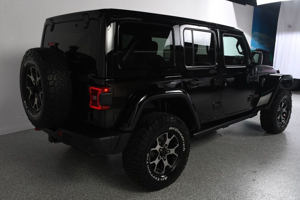 Used 2018 Jeep Wrangler Unlimited Rubicon AWD/4WD image 10