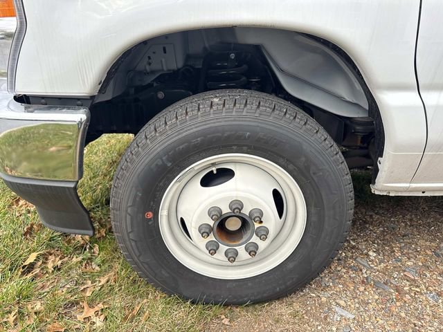 New 2025 Ford E-350 and Econoline 350 Super Duty w/ Power Equipment Group image 8