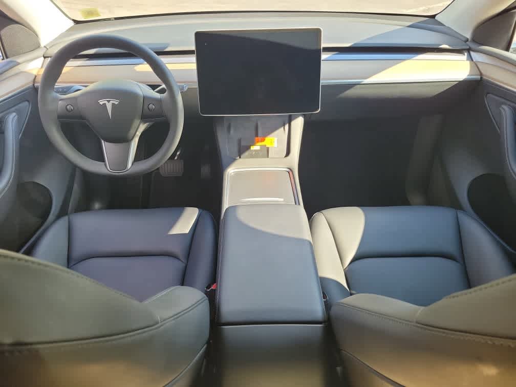 Used 2023 Tesla Model Y AWD image 10