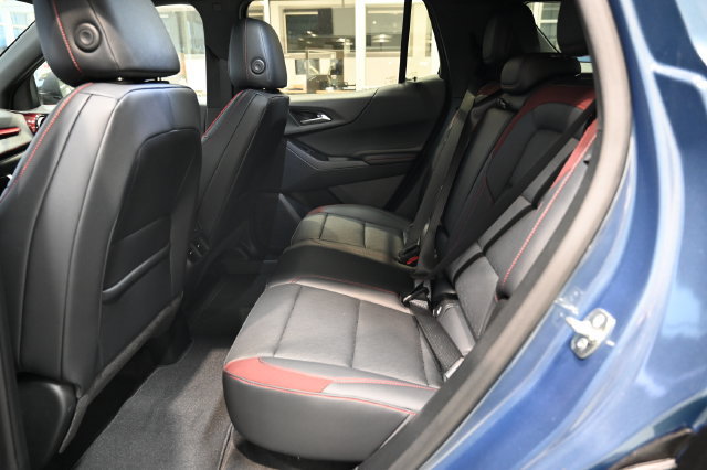 New 2027 Chevrolet Equinox RS w/ Convenience Package III AWD/4WD image 11
