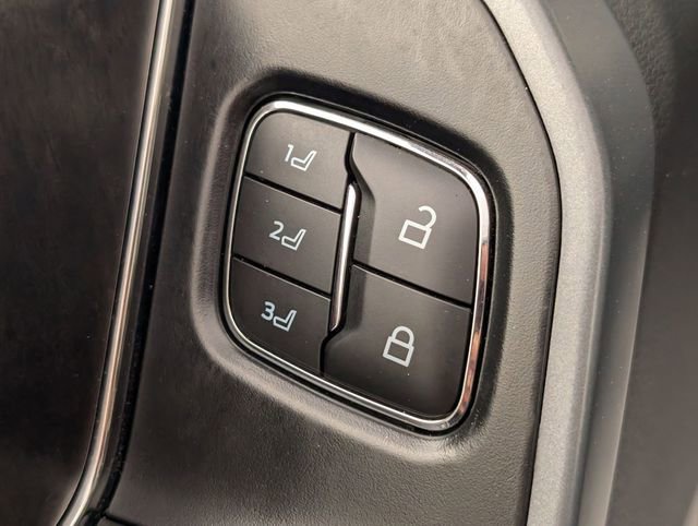 Used 2023 Ford F150 Lariat w/ Equipment Group 502A High image 11