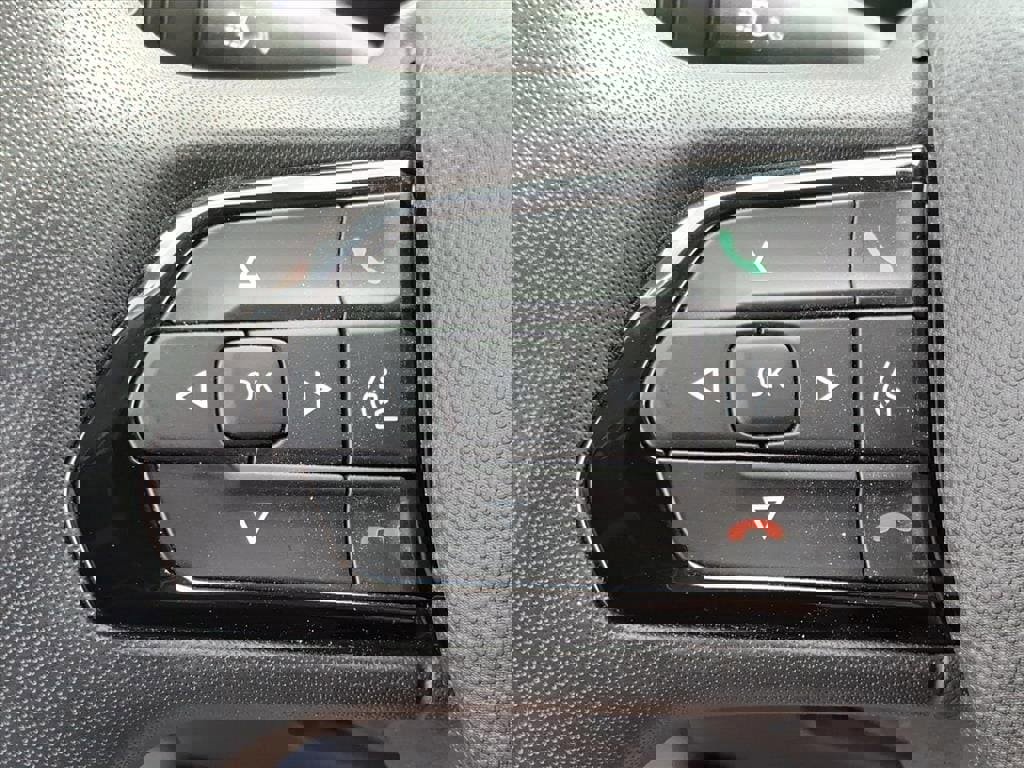 Used 2025 RAM ProMaster 2500 w/ Convenience Group image 16