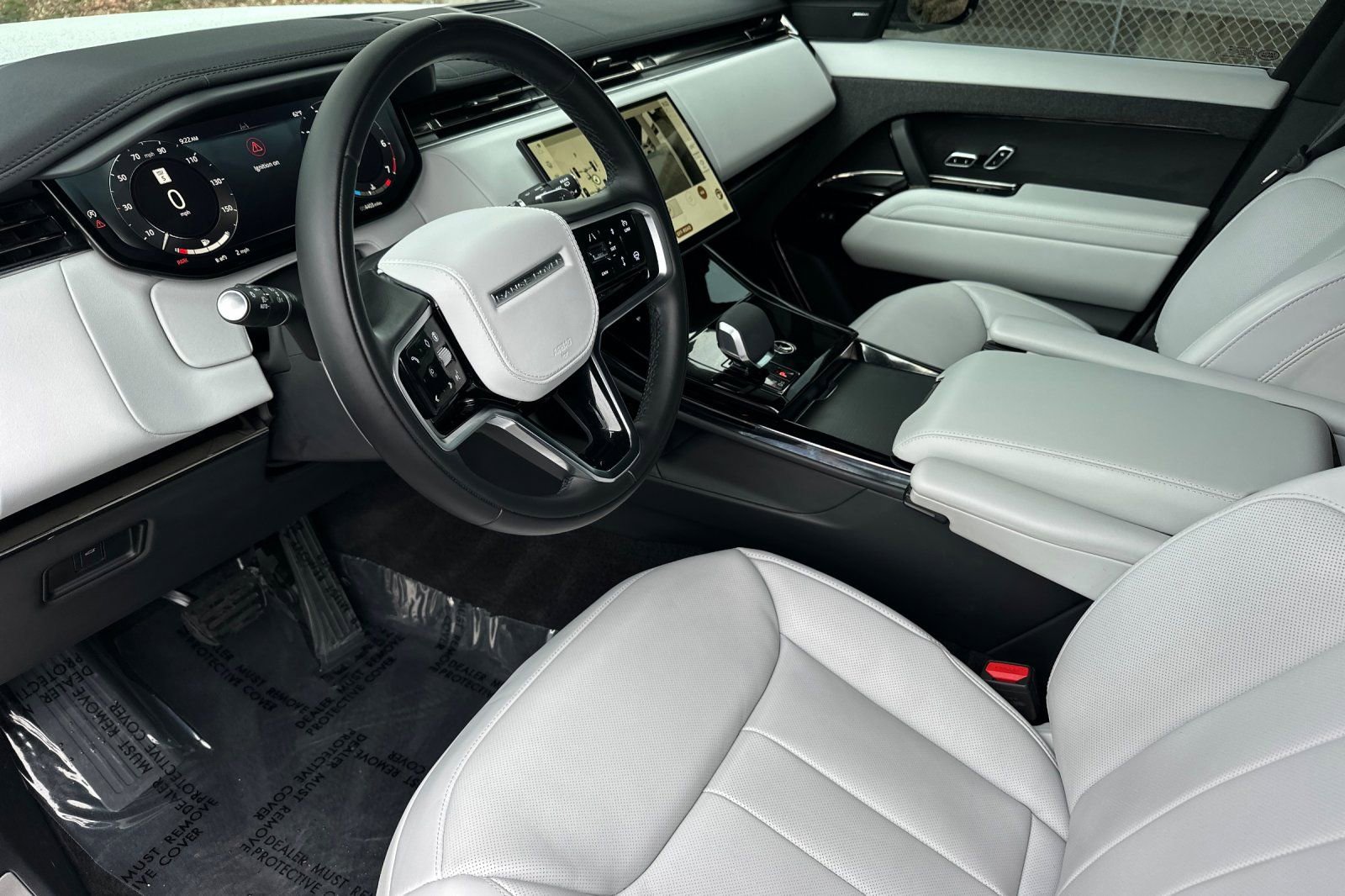 Used 2024 Land Rover Range Rover Sport SE image 6