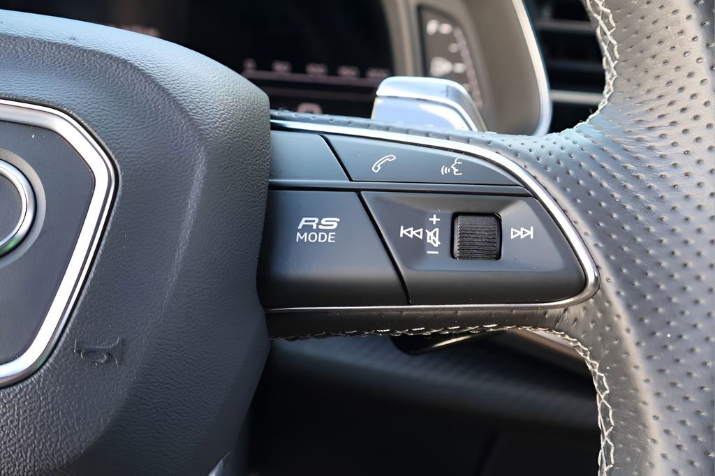 Used 2021 Audi RS Q8 image 21