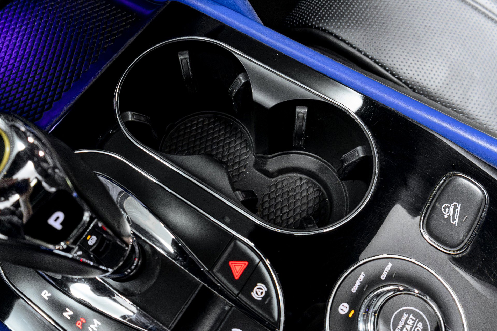 Used 2020 Bentley Bentayga Design Series image 62