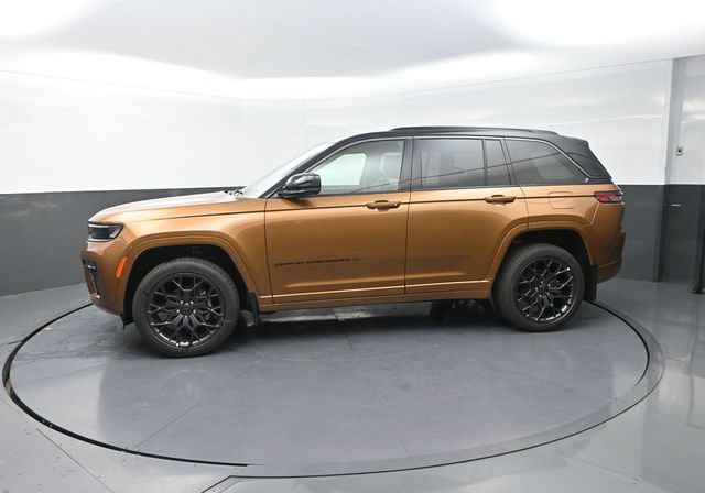 New 2026 Jeep Grand Cherokee Summit w/ Obsidian Package AWD/4WD image 6