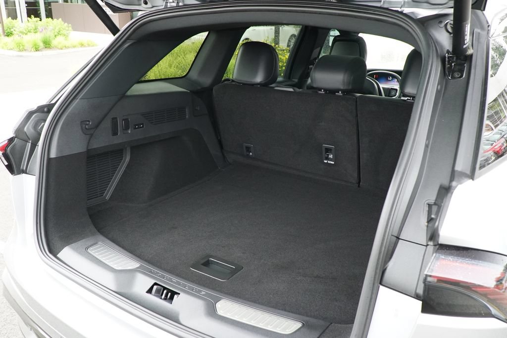 Certified 2025 Lincoln Nautilus Reserve AWD/4WD image 33