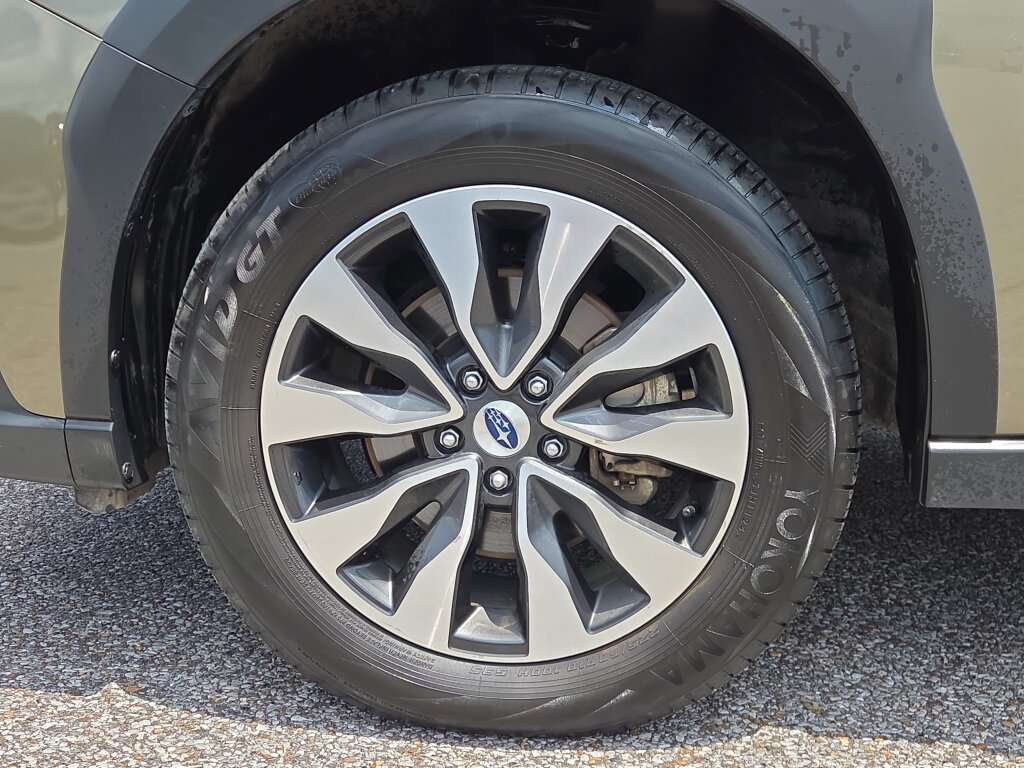 Used 2025 Subaru Outback Touring XT AWD/4WD image 9