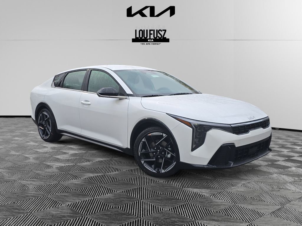 New 2025 Kia K4 GT-Line