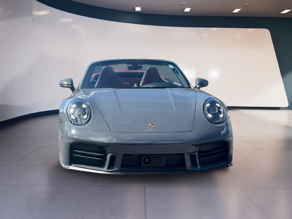 Used 2025 Porsche 911 Carrera RWD image 8