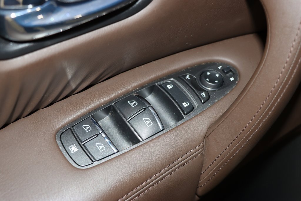 Used 2024 Nissan Armada Platinum w/ Captain's Chairs Package image 52