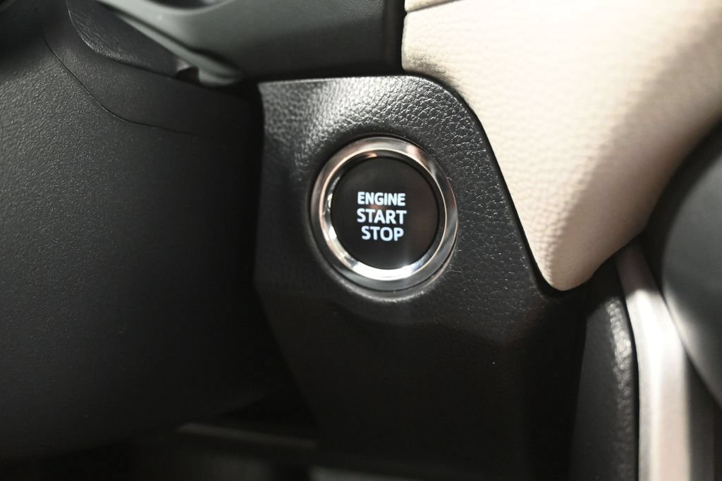 Used 2023 Toyota RAV4 XLE Premium AWD/4WD image 23