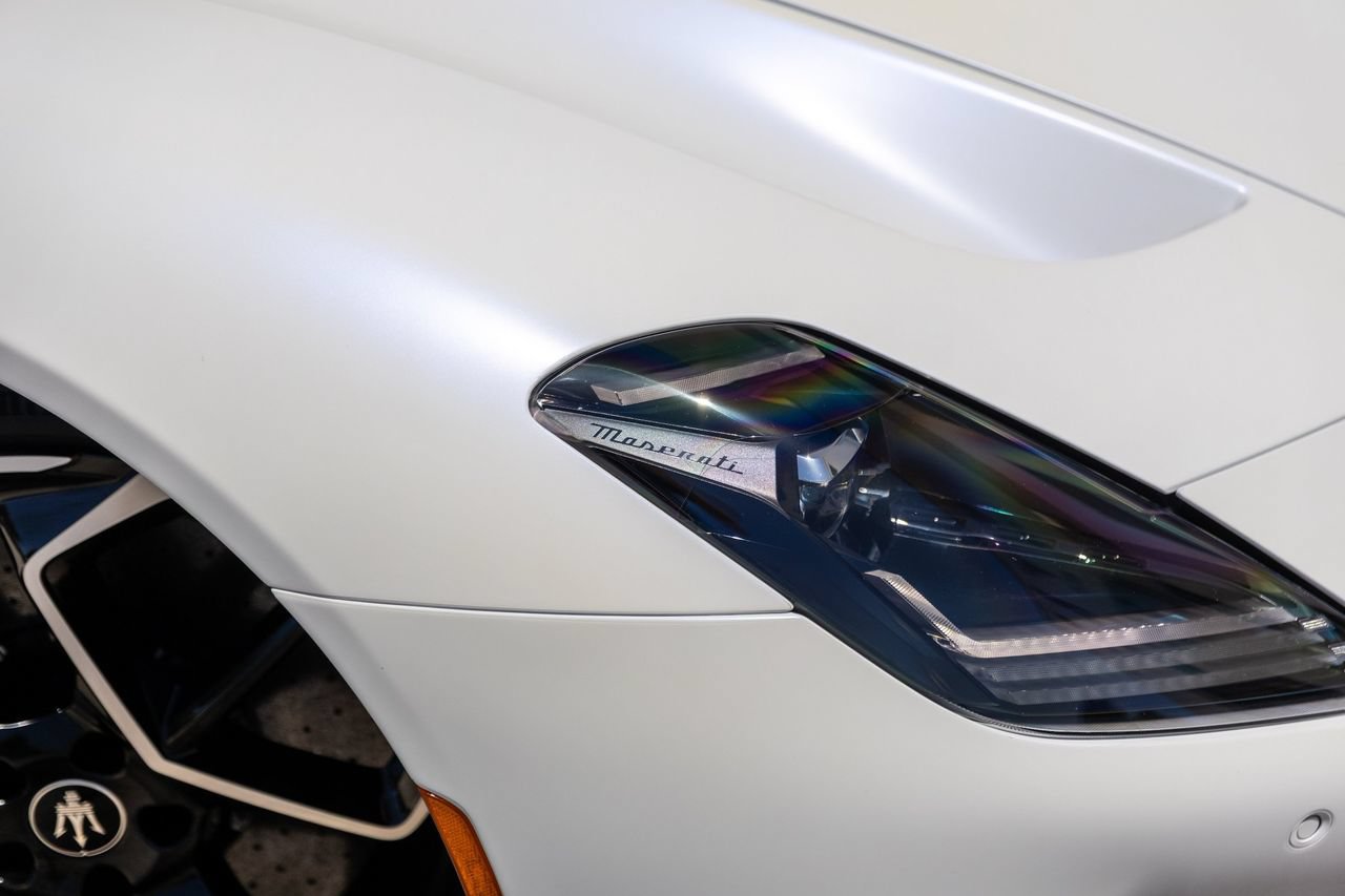 Used 2022 Maserati MC20 Coupe RWD image 4