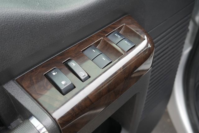 Used 2016 Ford F350 Platinum w/ FX4 Off-Road Package image 17