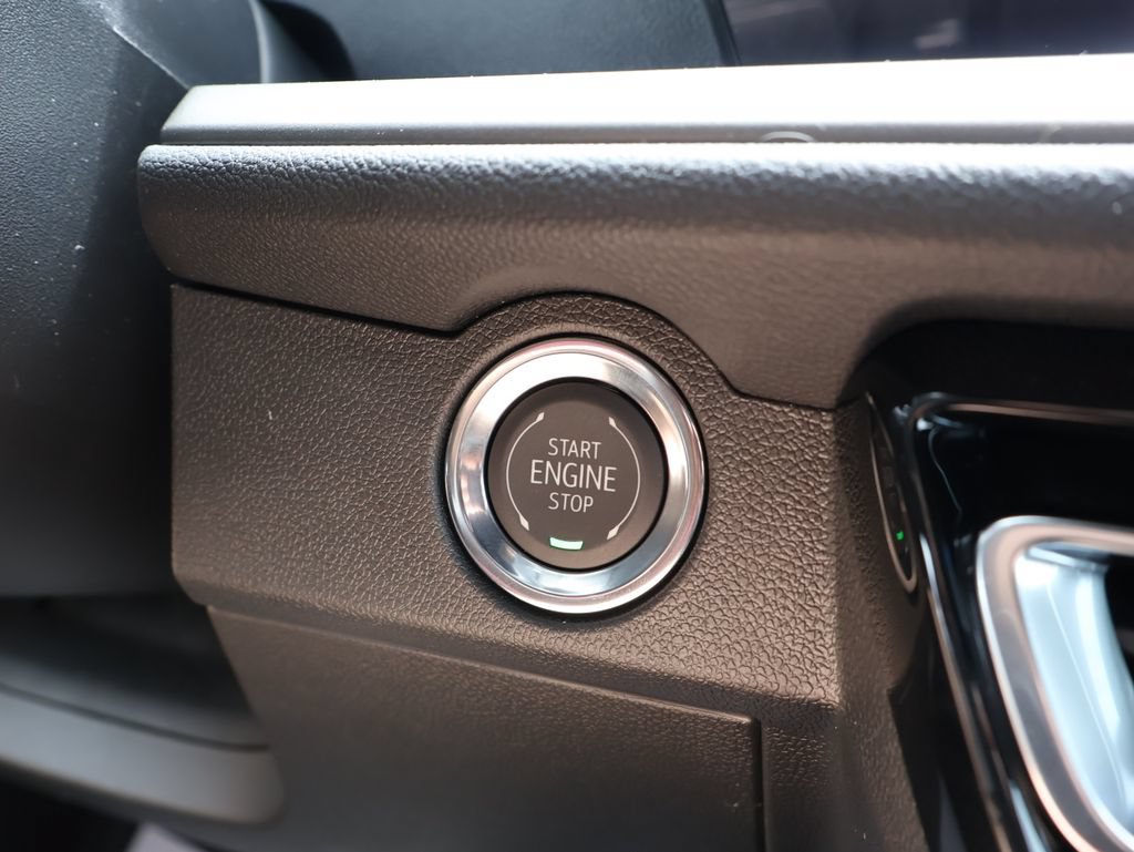 New 2026 Chevrolet Traverse LT w/ Enhanced Driving Package FWD image 20