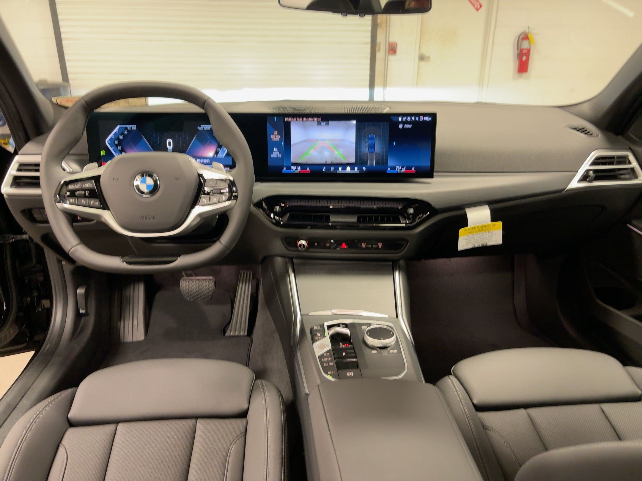 Used 2026 BMW 330i Sedan w/ Convenience Package RWD image 15