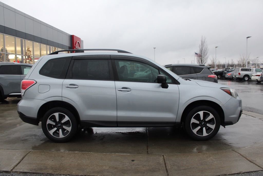 Used 2018 Subaru Forester 2.5i w/ Alloy Wheel Package image 6
