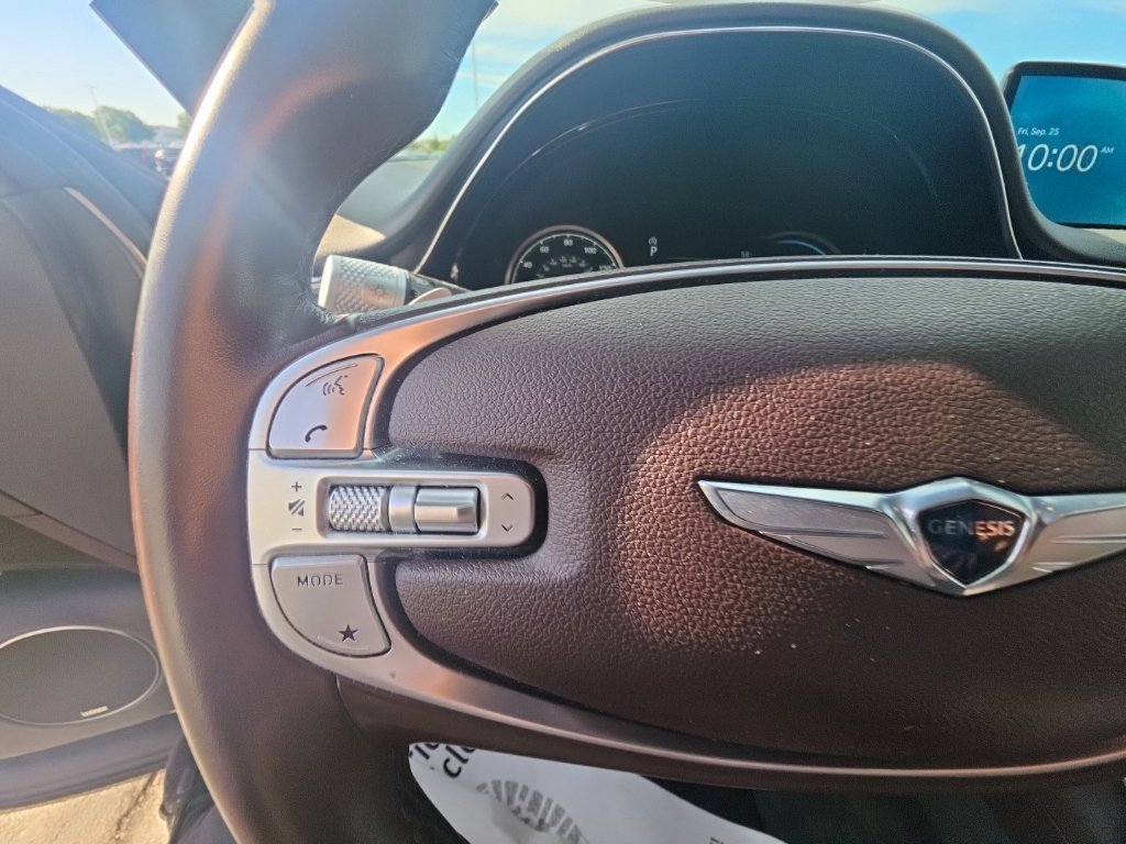 Used 2023 Genesis GV70 2.5T w/ Advanced Package AWD/4WD image 18