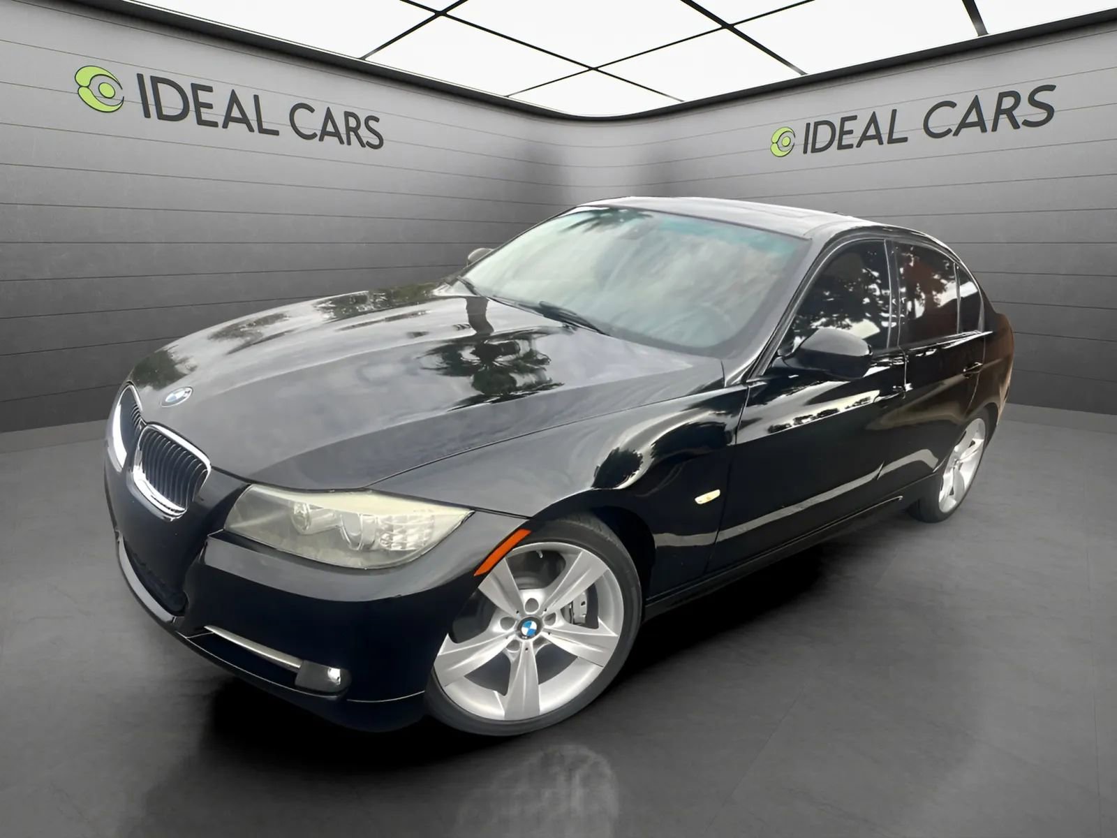 Used 2010 BMW 335i Sedan RWD image 1