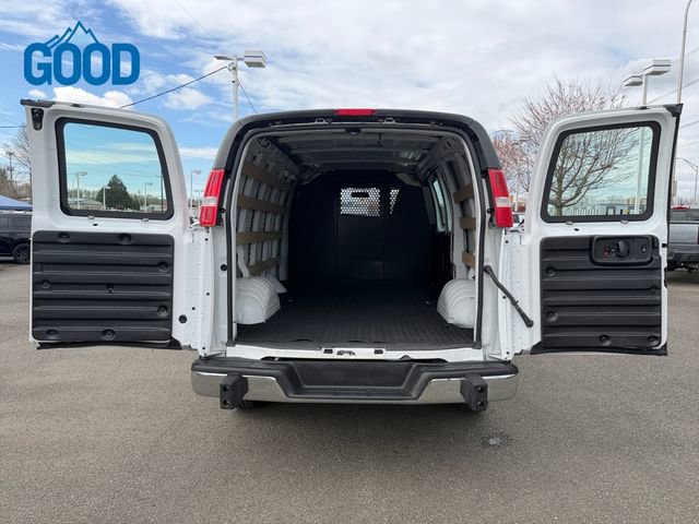Used 2024 Chevrolet Express 2500 w/ Driver Convenience Package image 27