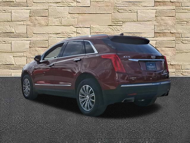 Used 2017 Cadillac XT5 Luxury w/ Driver Awareness Package image 4