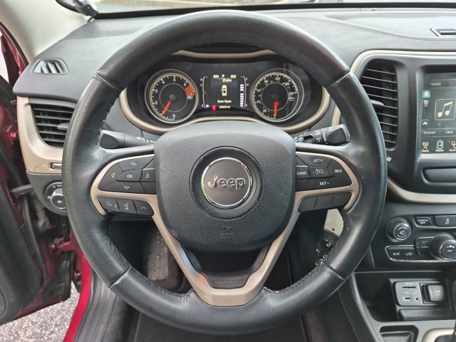 Used 2017 Jeep Cherokee Latitude w/ Trailer Tow Group FWD image 15