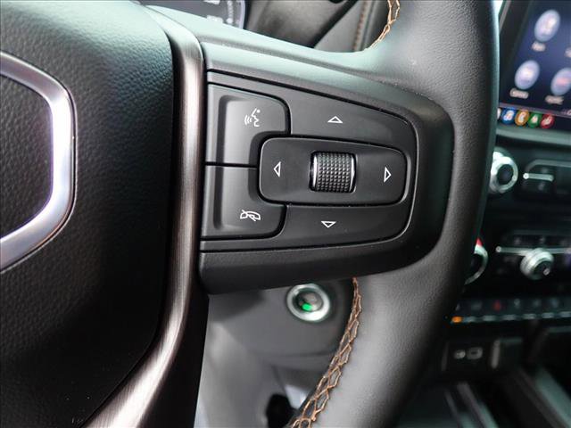 Used 2023 GMC Sierra 2500 AT4 w/ AT4 Preferred Package AWD/4WD image 15