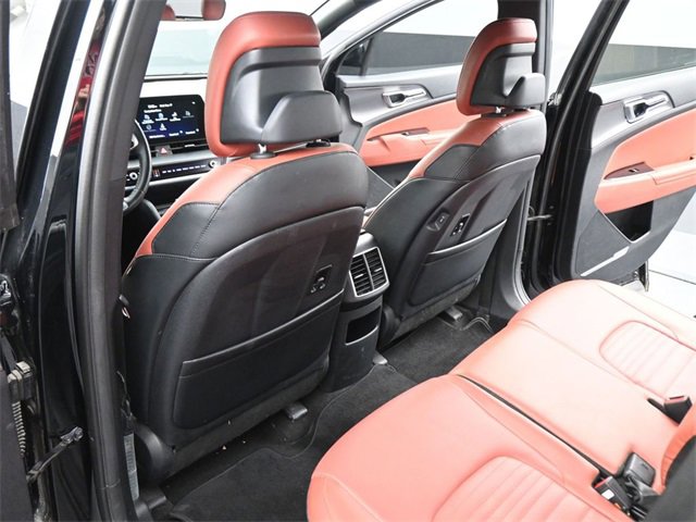 Used 2023 Kia Sportage SX image 14