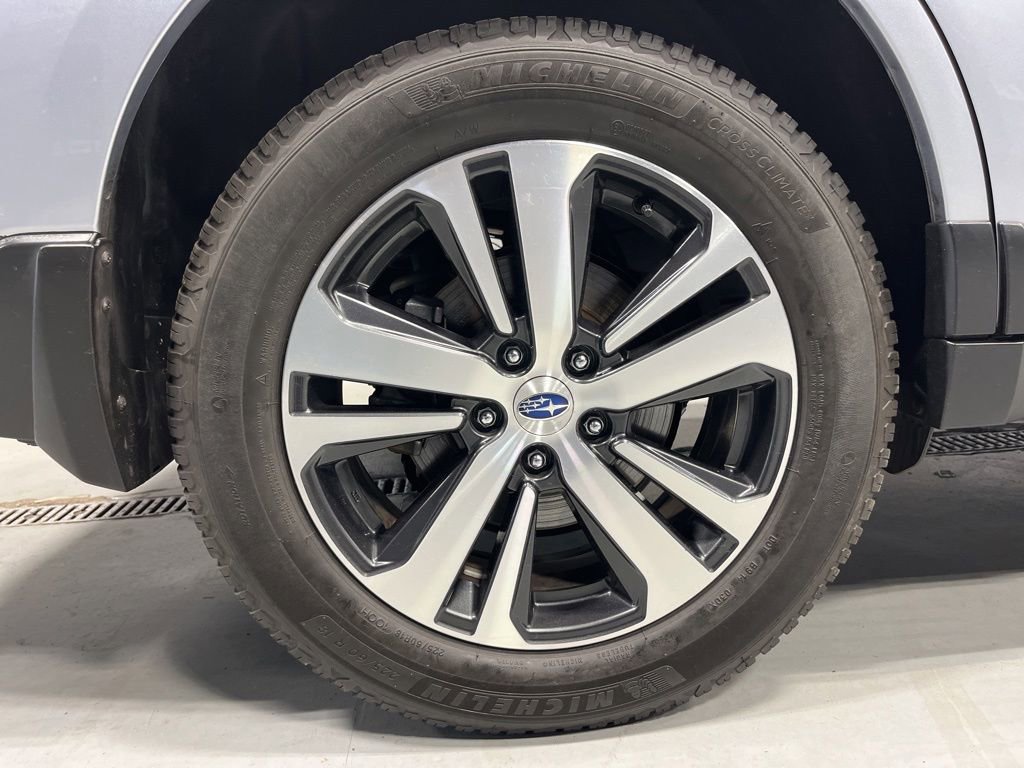 Used 2018 Subaru Outback 2.5i Limited w/ Popular Package #2 AWD/4WD image 38