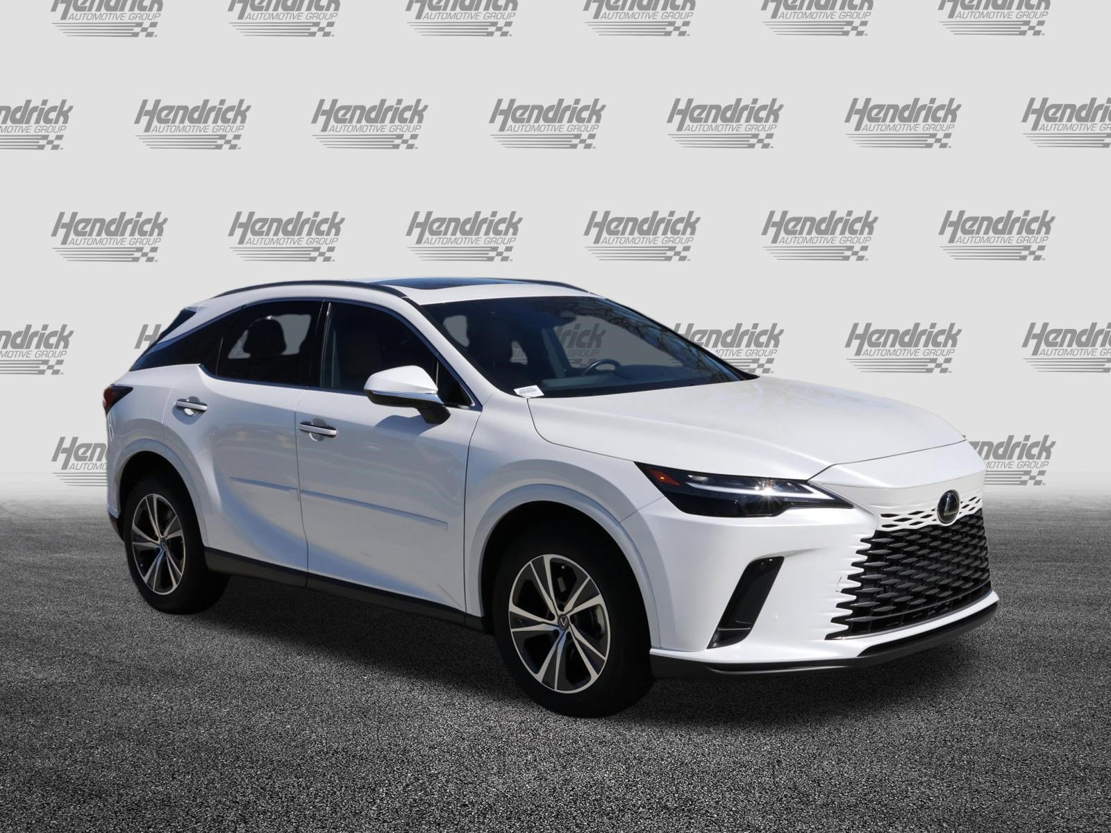 Used 2025 Lexus RX 350 Premium w/ Accessory Package (Z1) image 2