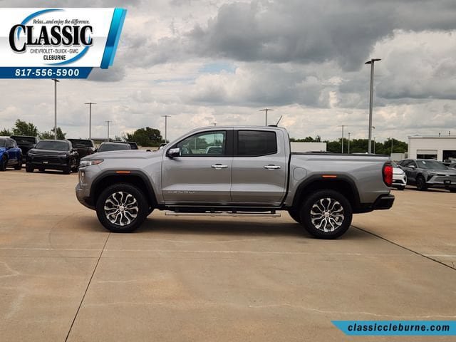 Used 2025 GMC Canyon Denali AWD/4WD image 7