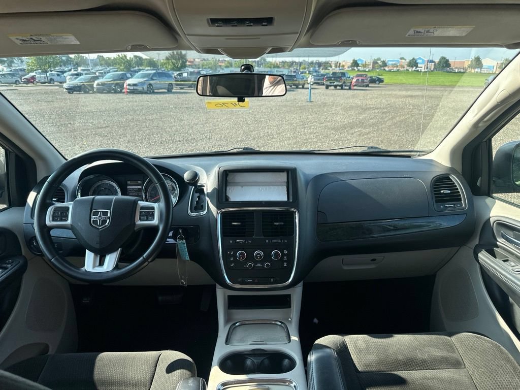 Used 2015 Dodge Grand Caravan SXT w/ Rear Park Assist Package FWD image 20