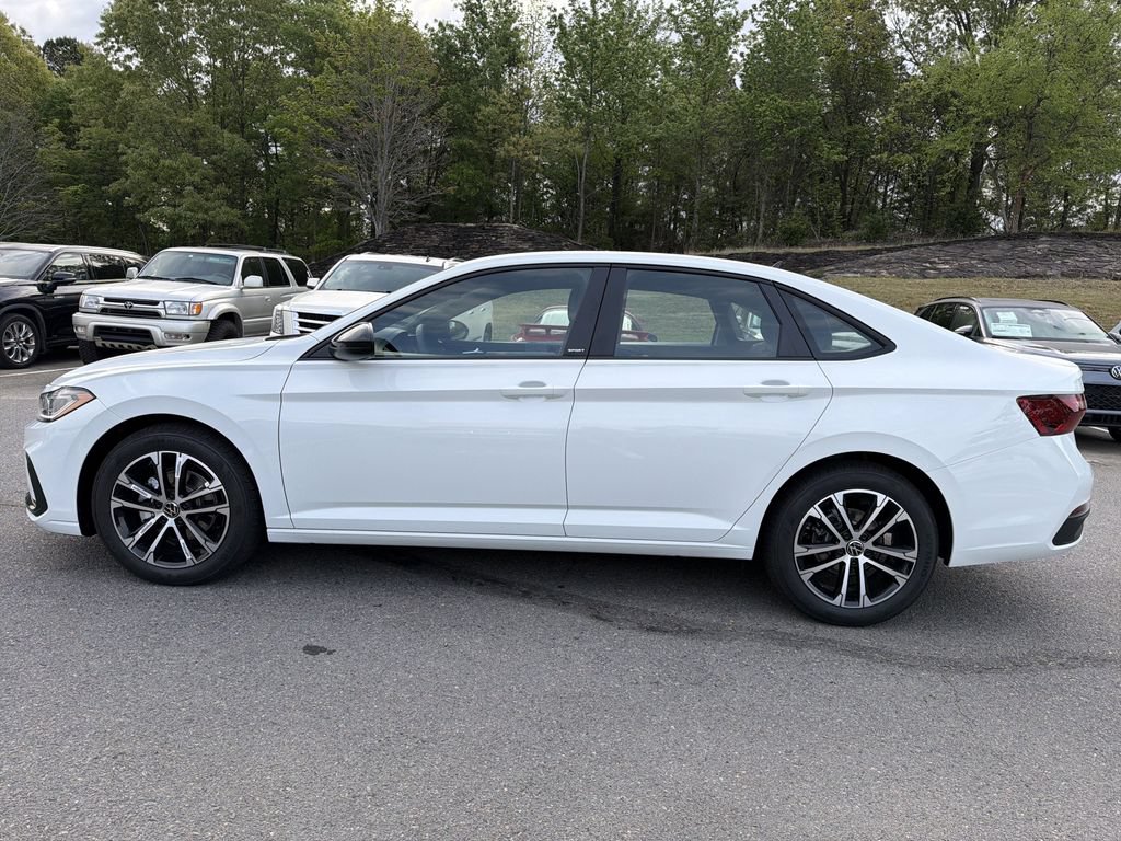 New 2026 Volkswagen Jetta Sport FWD image 2