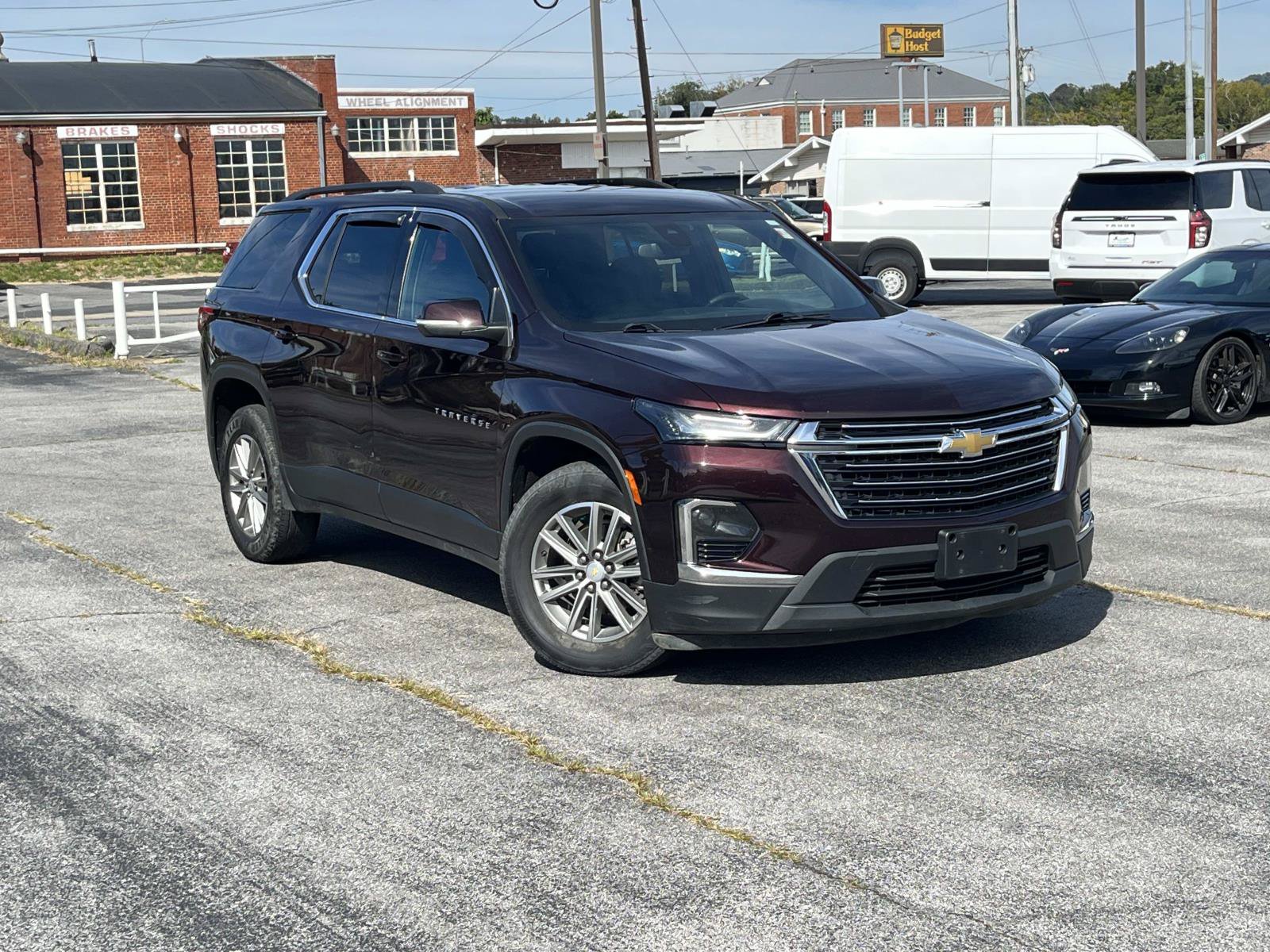 Used 2023 Chevrolet Traverse LT AWD/4WD image 1