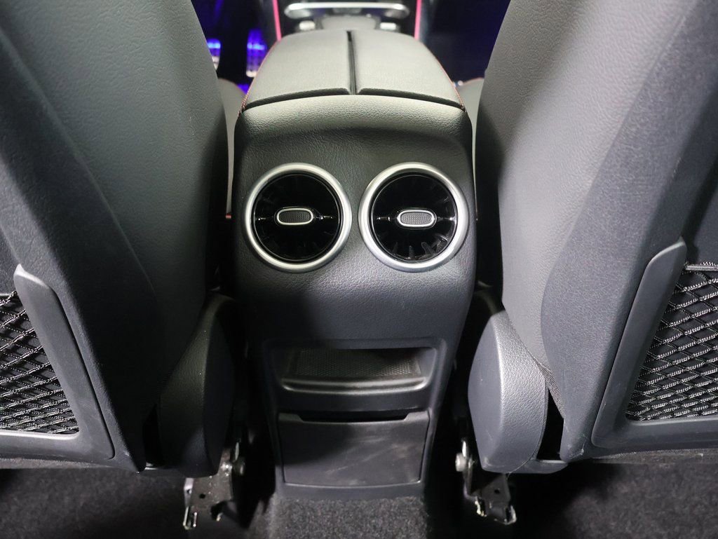 Used 2023 Mercedes-Benz GLA 35 AMG 4MATIC image 23