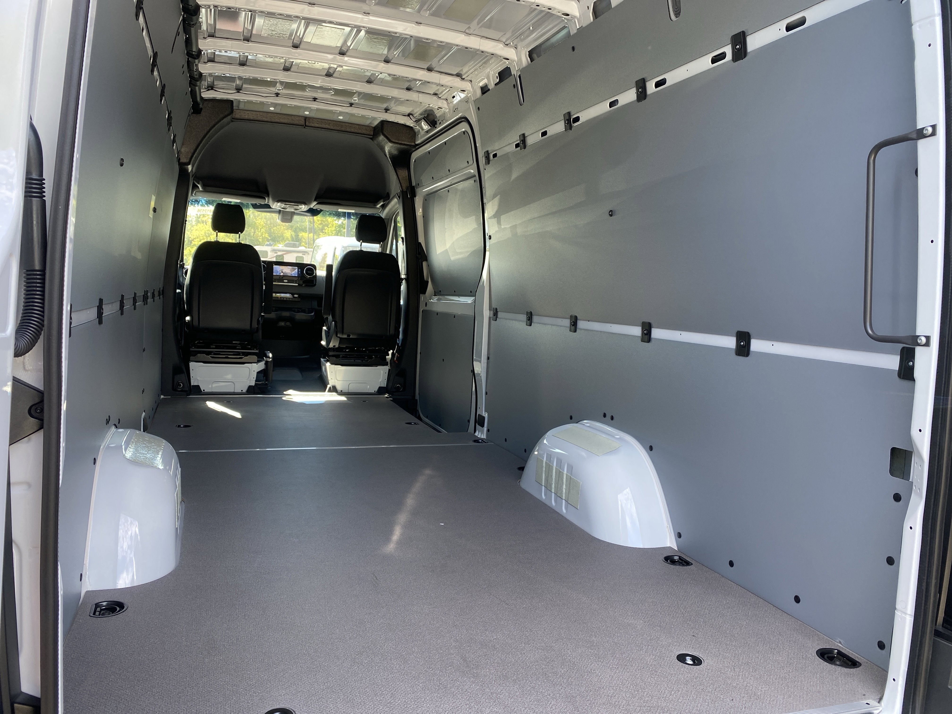 New 2025 Mercedes-Benz Sprinter 2500 image 23