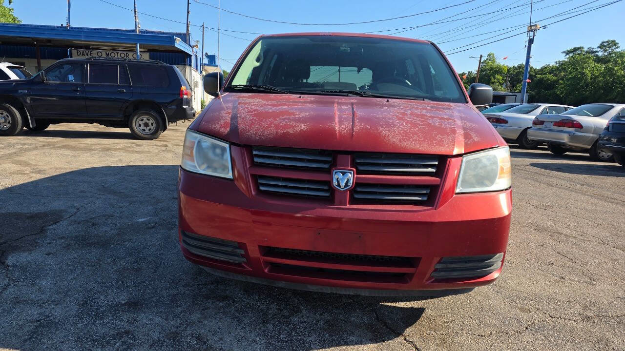 Used 2009 Dodge Grand Caravan SE w/ Climate Group FWD image 4