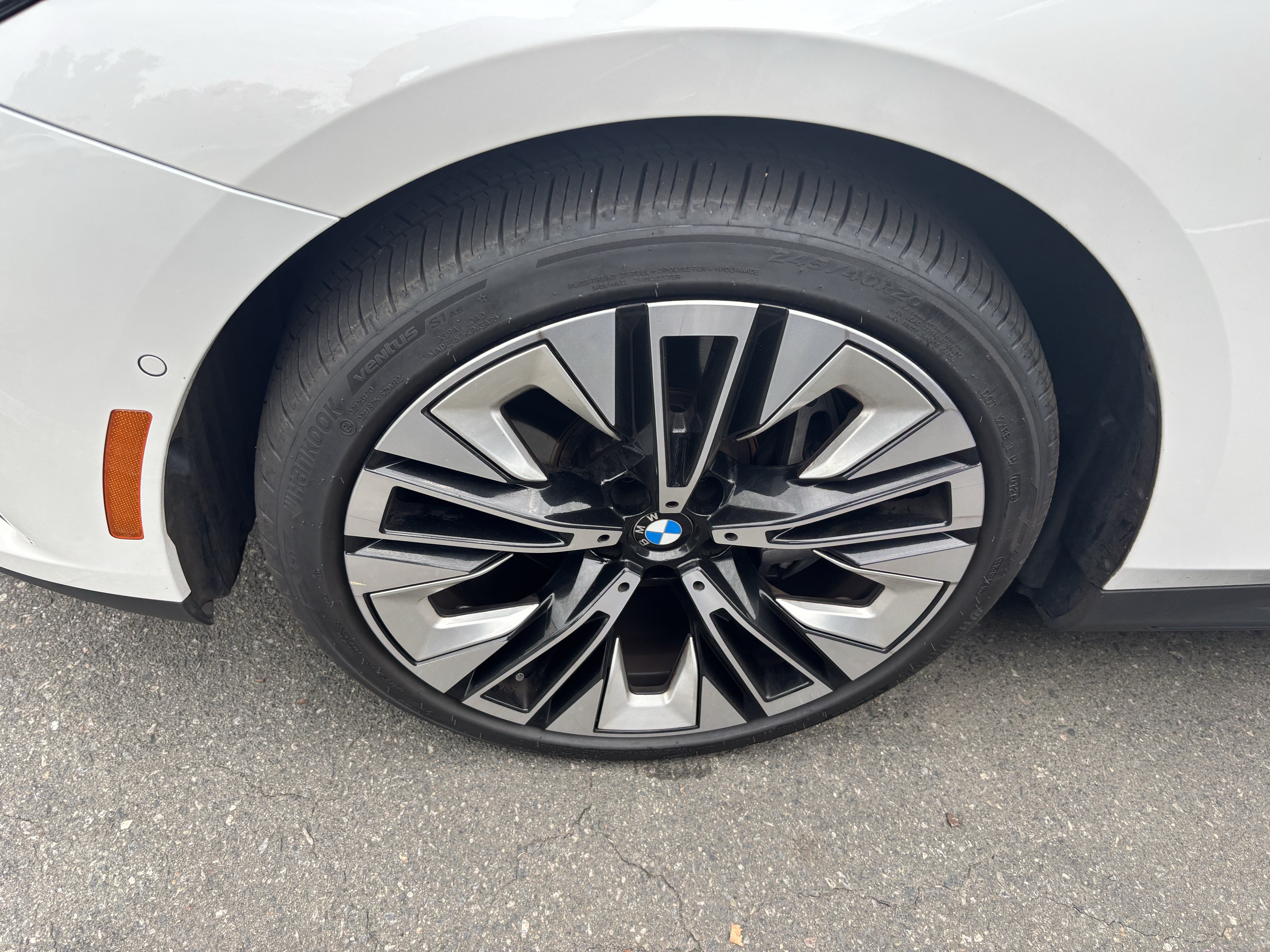 Used 2026 BMW 540i xDrive AWD/4WD image 12
