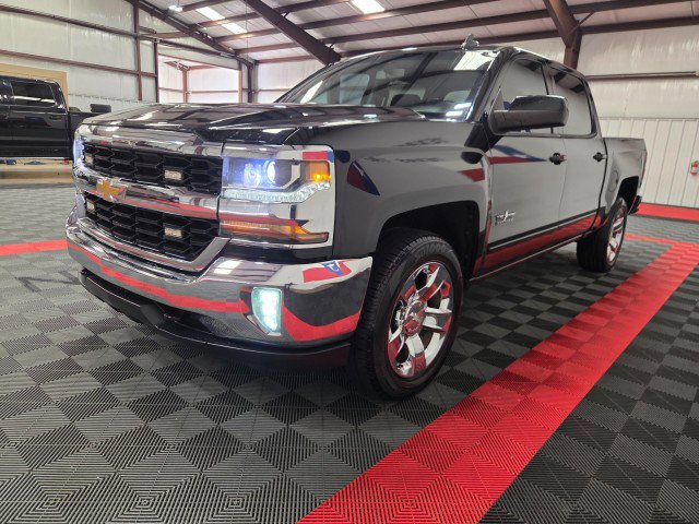 Used 2018 Chevrolet Silverado 1500 LT w/ LT Eassist Package AWD/4WD image 21