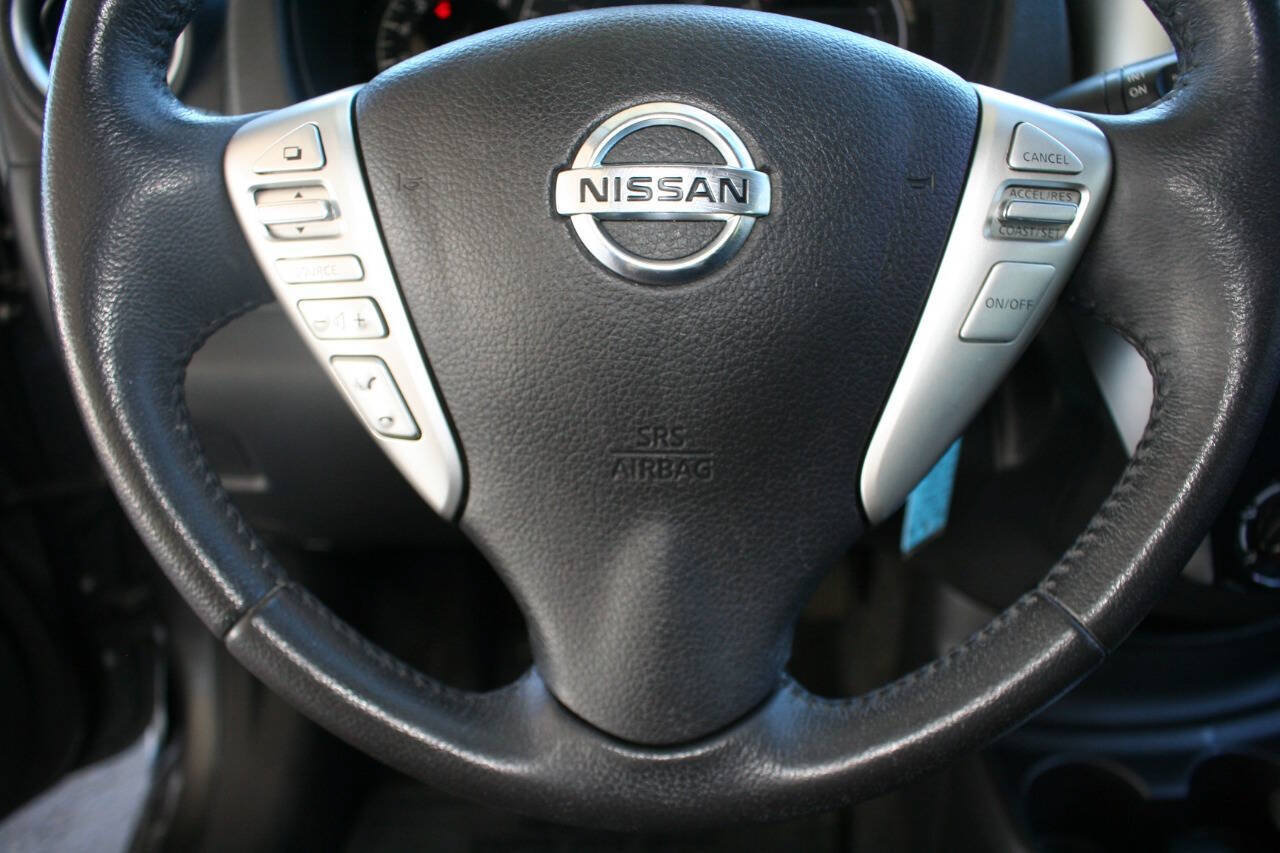 Used 2016 Nissan Versa Note SV FWD image 17