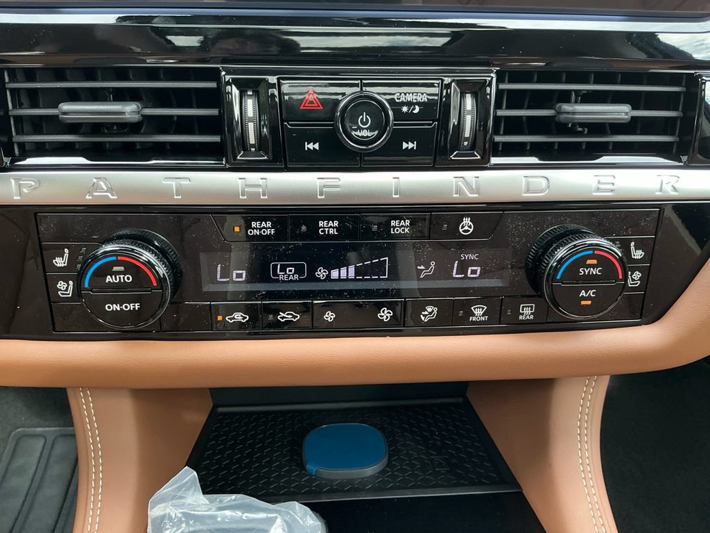 New 2026 Nissan Pathfinder Platinum AWD/4WD image 22