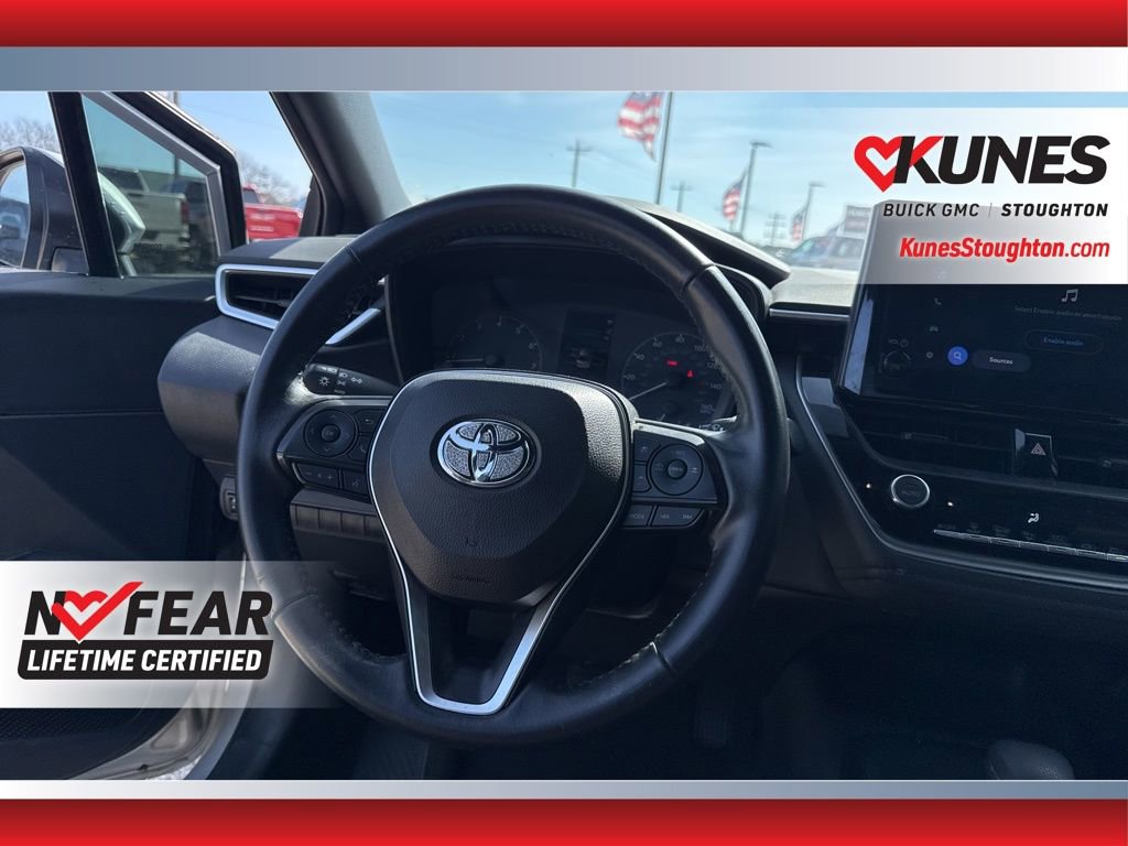 Used 2023 Toyota Corolla SE image 38