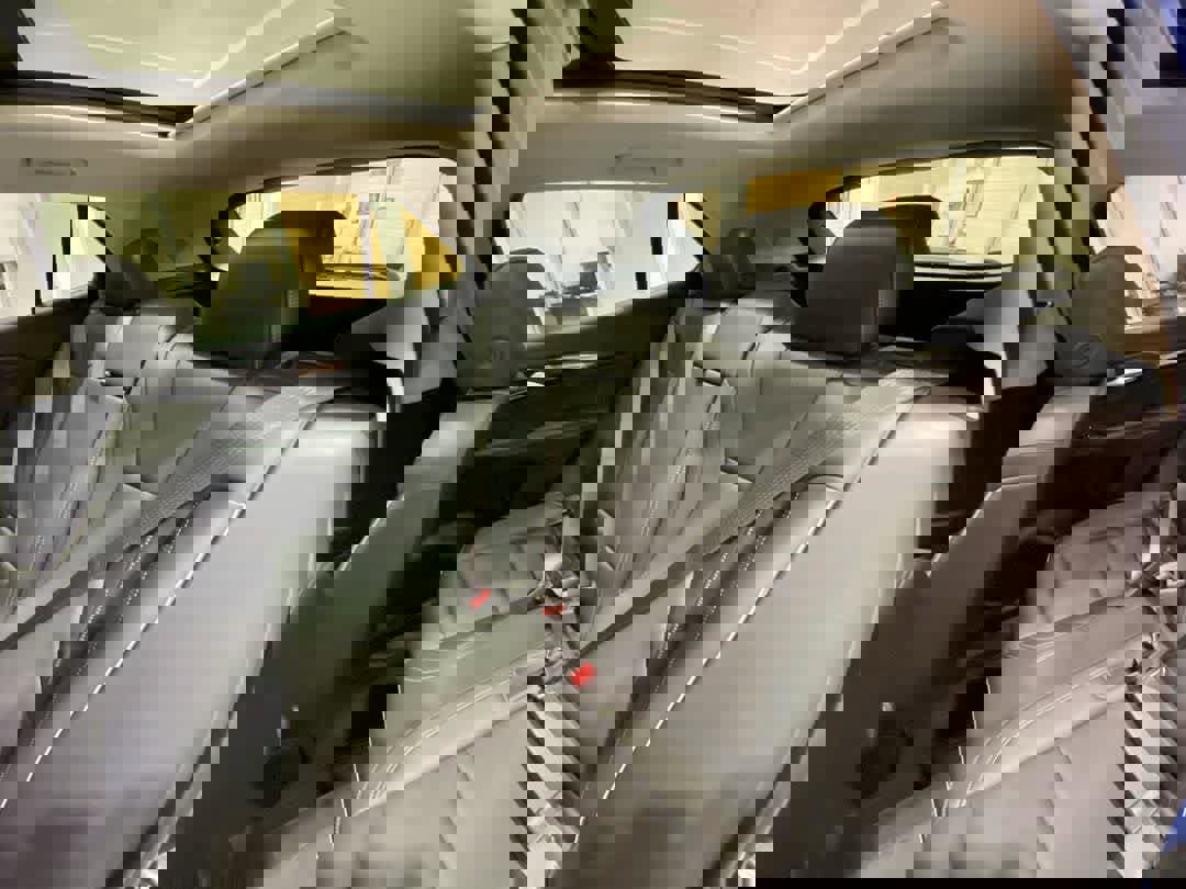 Used 2022 Buick Envision Essence w/ Technology Package I image 25