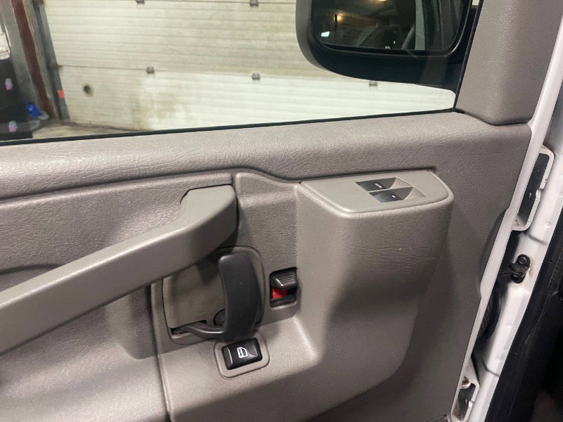 Used 2020 GMC Savana 3500 G3500 Cargo w/ Driver Convenience Package image 2