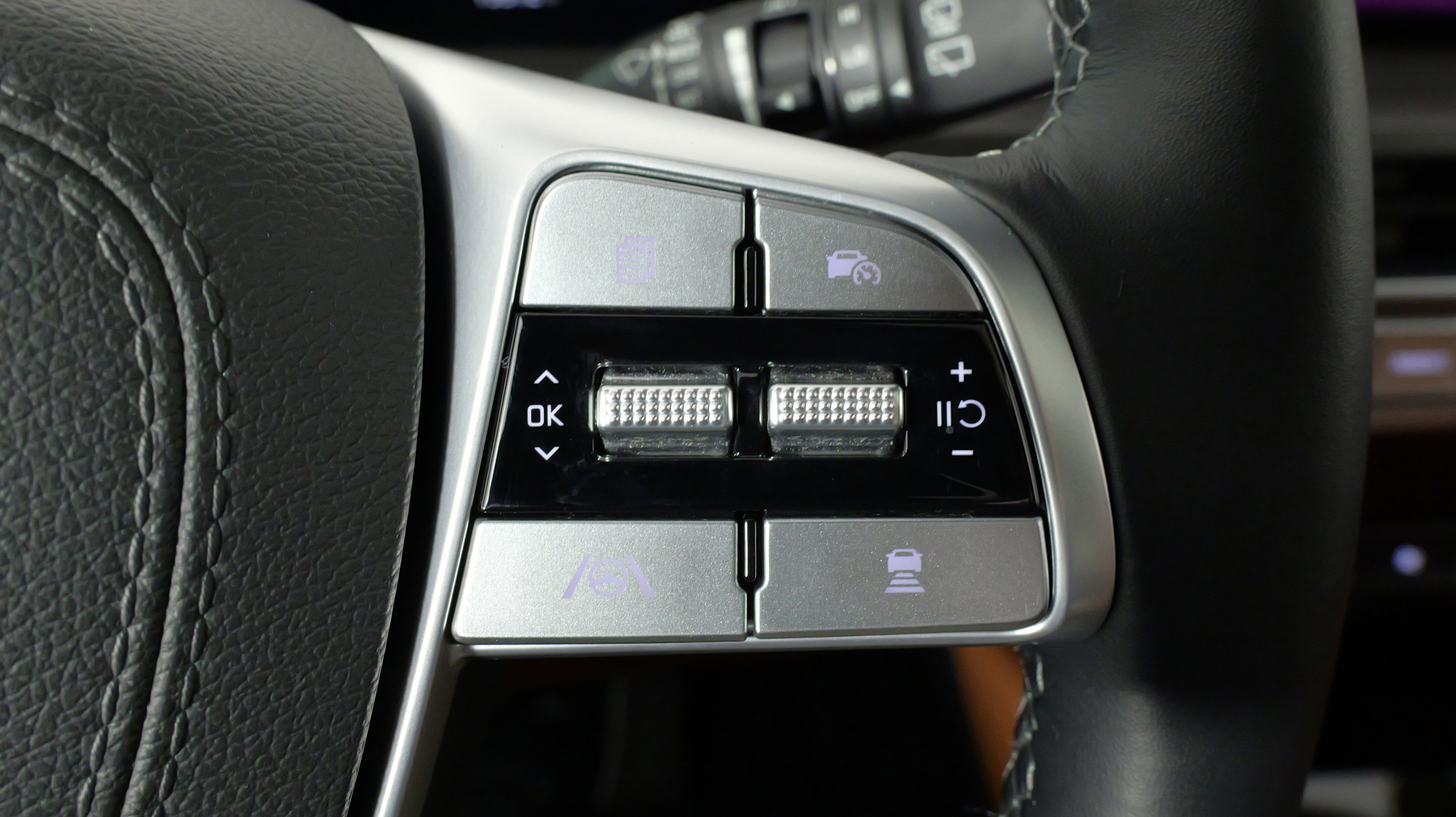 Used 2025 Kia Telluride SX X-Line image 49