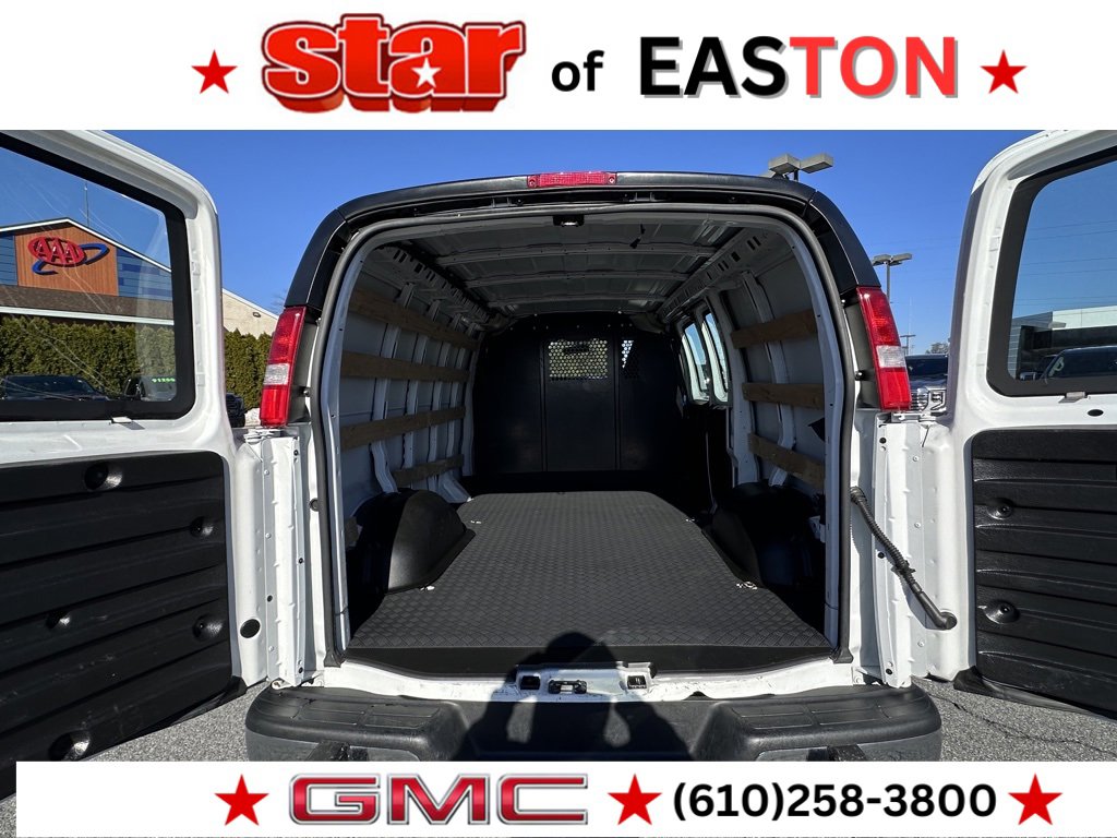 Used 2024 GMC Savana 2500 w/ Driver Convenience Package image 27