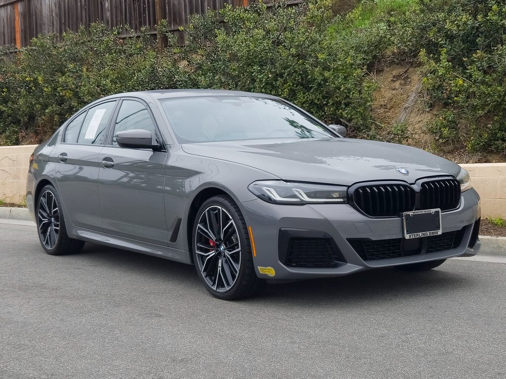 Used 2021 BMW 530e xDrive w/ M Sport Package image 2