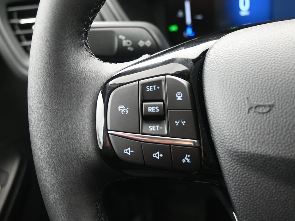 New 2026 Ford Escape SE w/ Class II Trailer Tow Package image 20