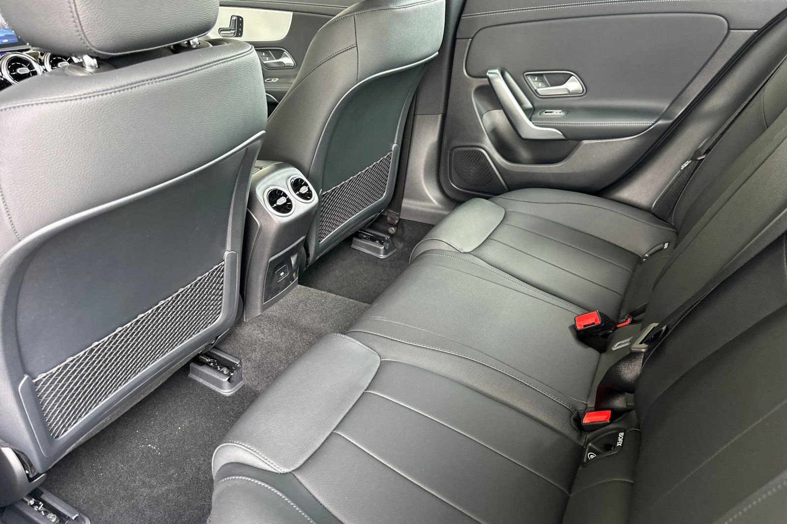 New 2025 Mercedes-Benz CLA 250 4MATIC image 10